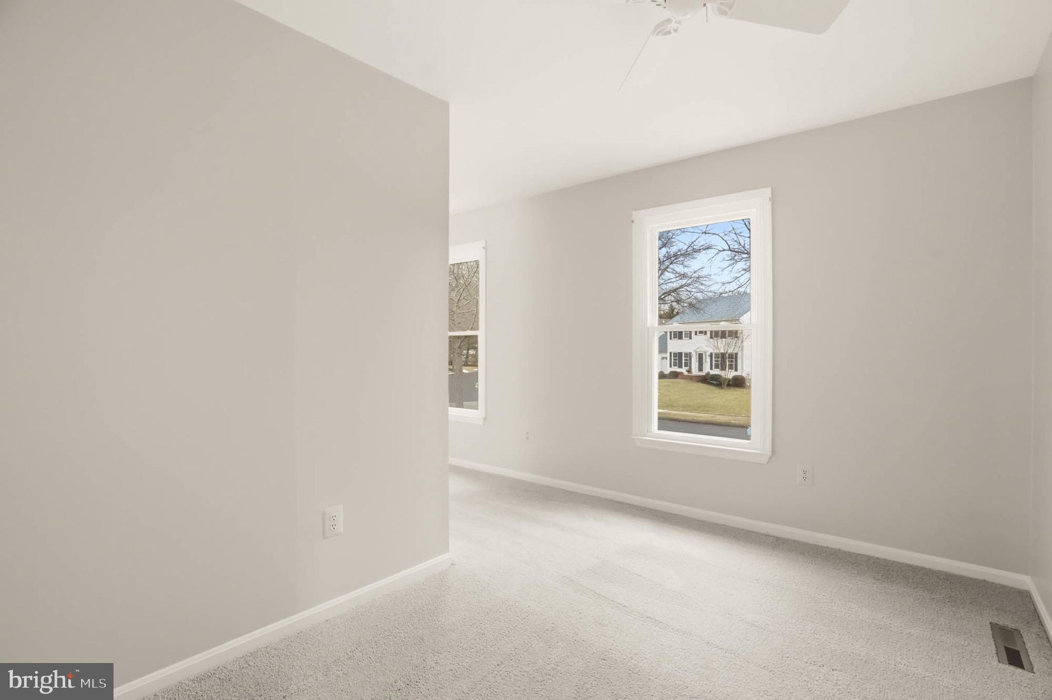 MARKET SQUARE SOUTH - Residential