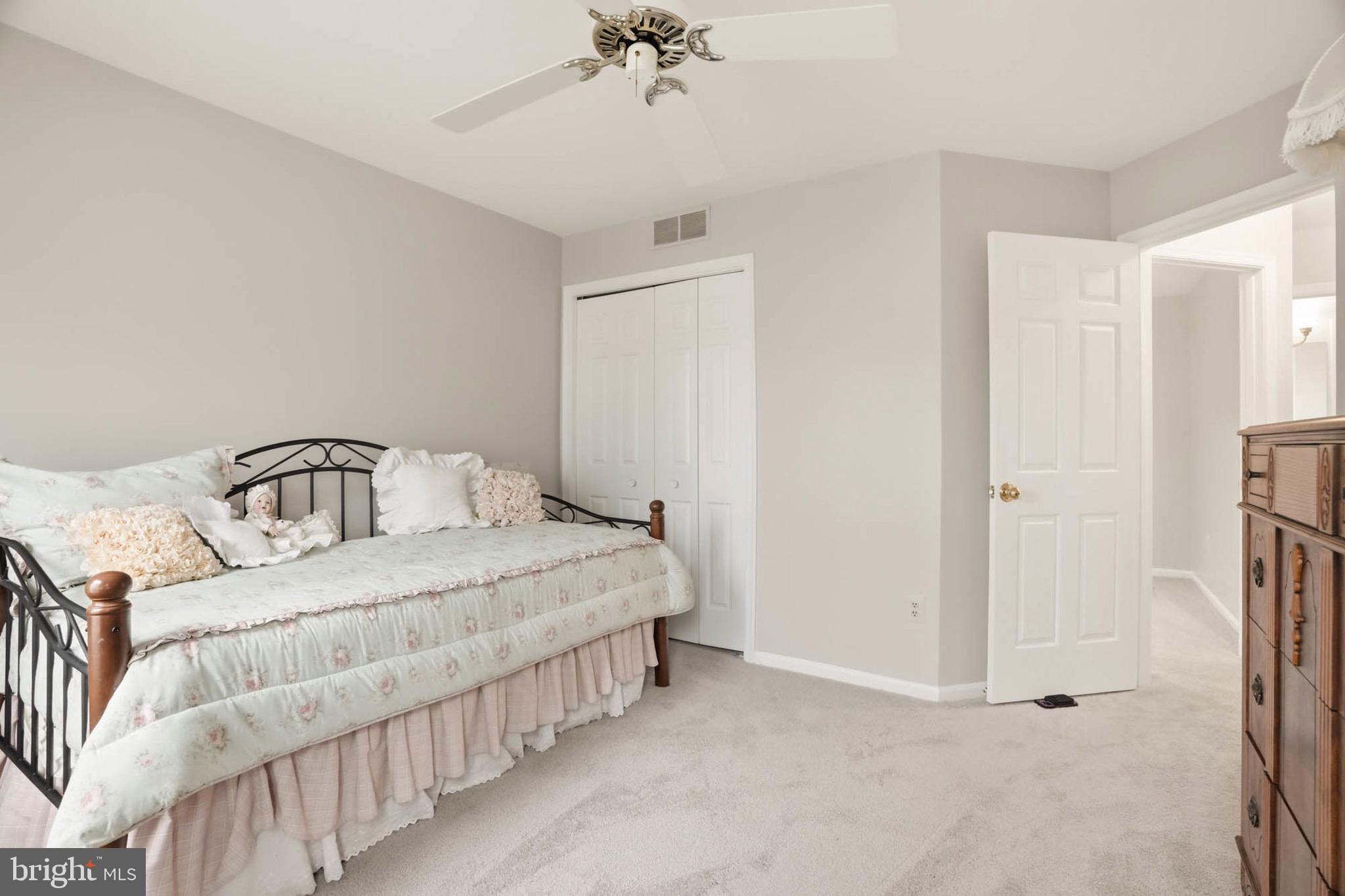 MARKET SQUARE SOUTH - Residential