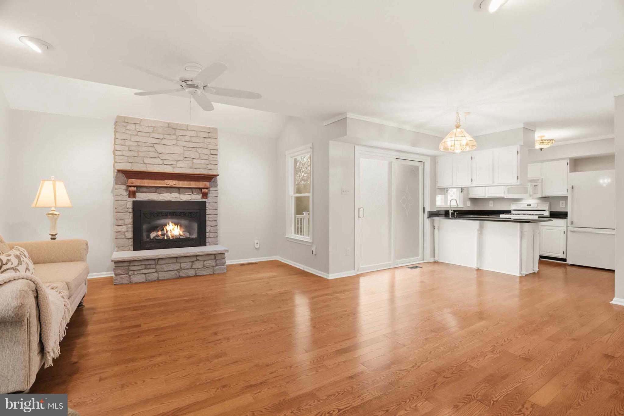 MARKET SQUARE SOUTH - Residential