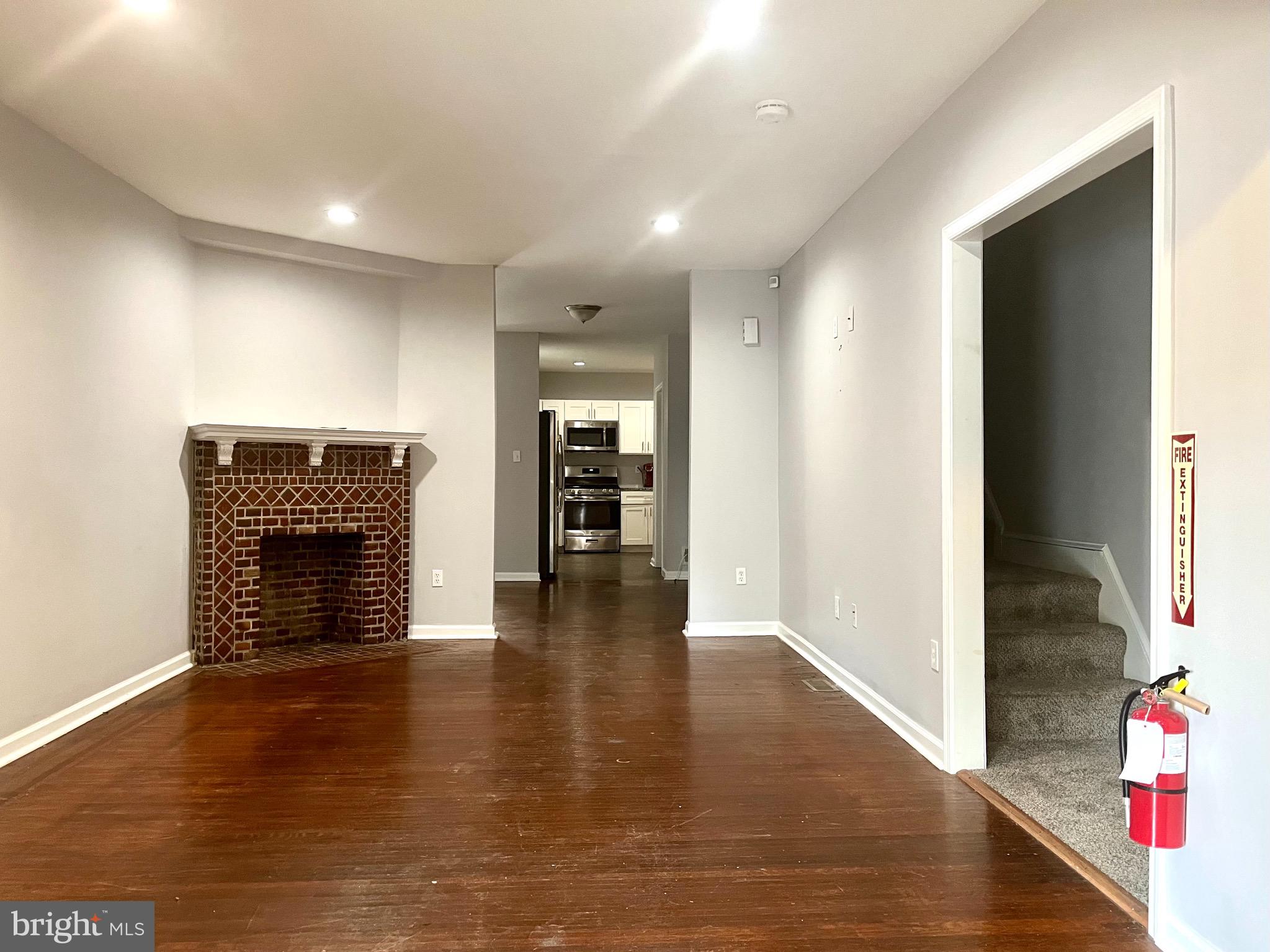 COBBS CREEK - Residential Lease