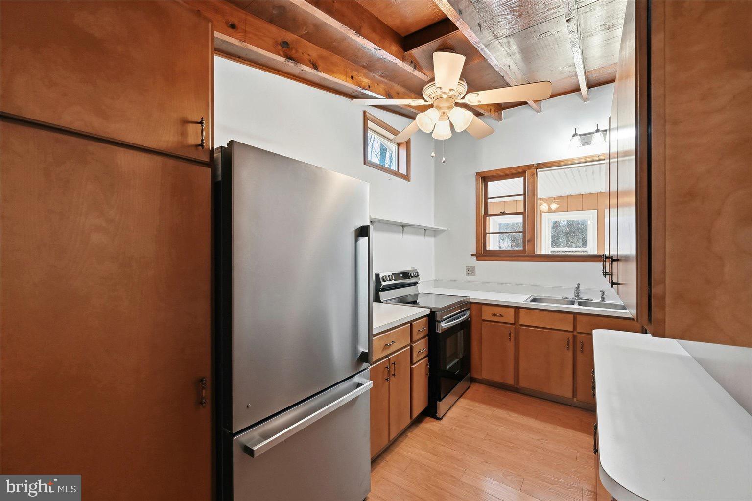 SHENANDOAH RETREAT - Residential