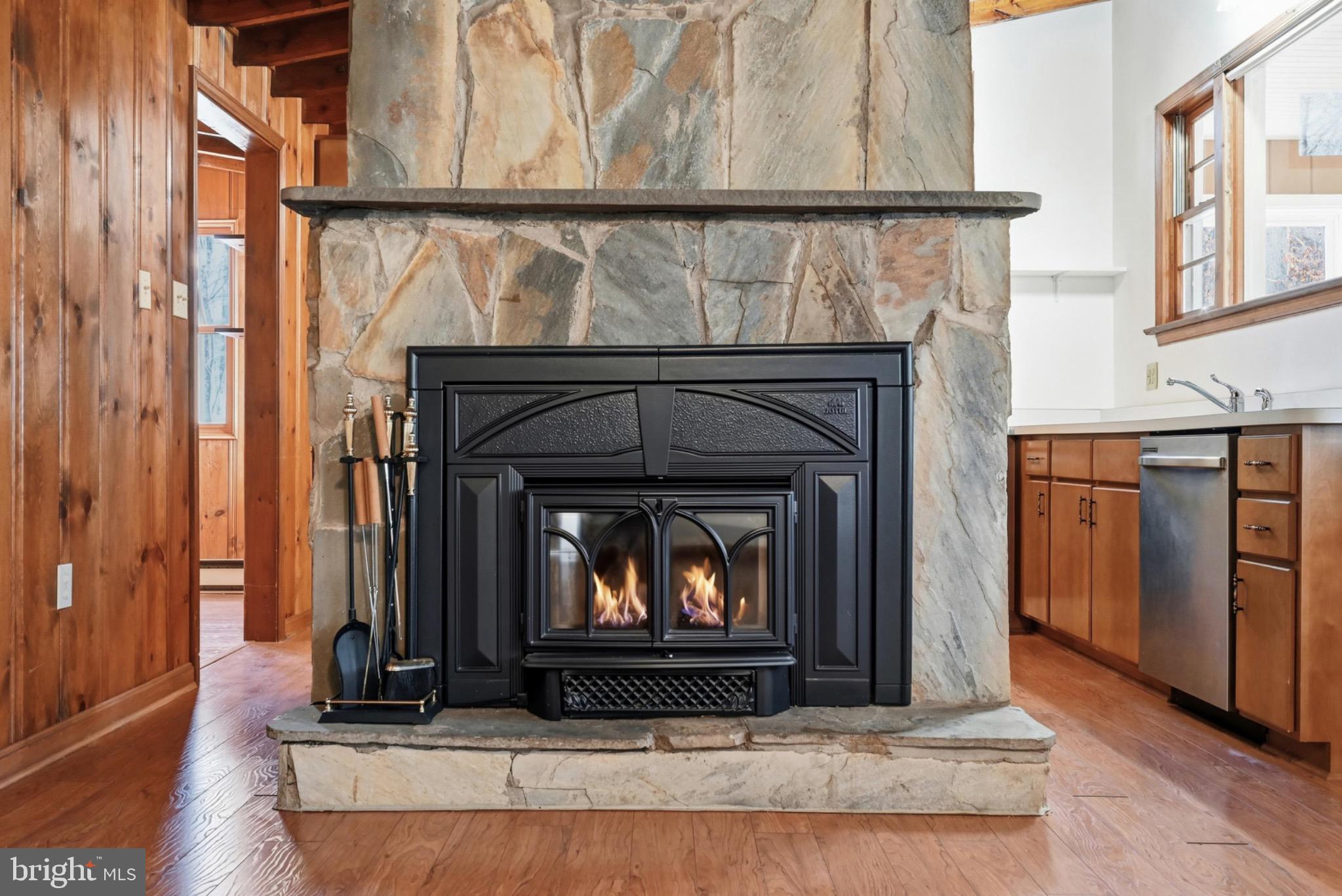 SHENANDOAH RETREAT - Residential