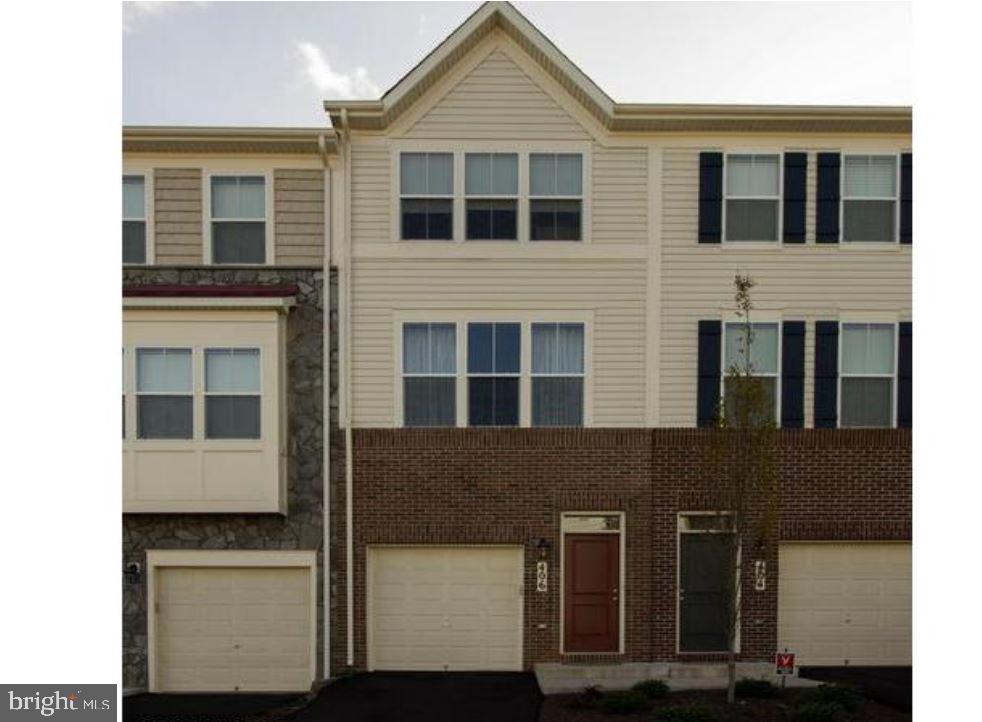 VILLAGE AT WOODSTREAM - Residential Lease