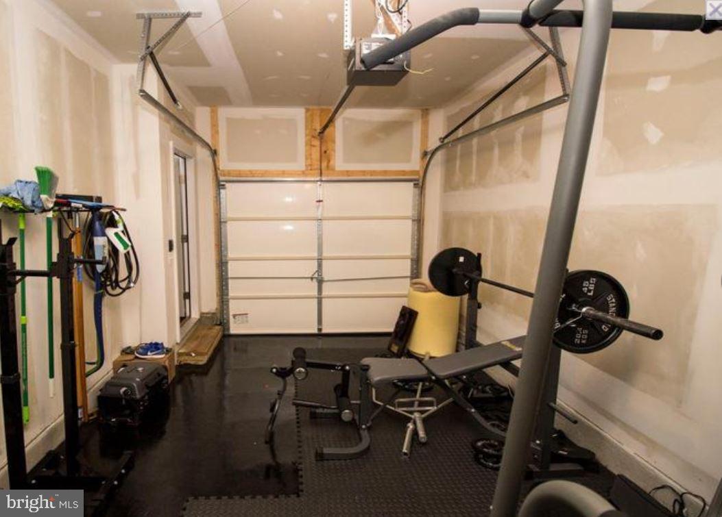 VILLAGE AT WOODSTREAM - Residential Lease