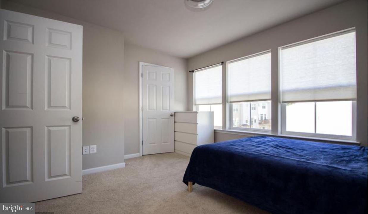 VILLAGE AT WOODSTREAM - Residential Lease