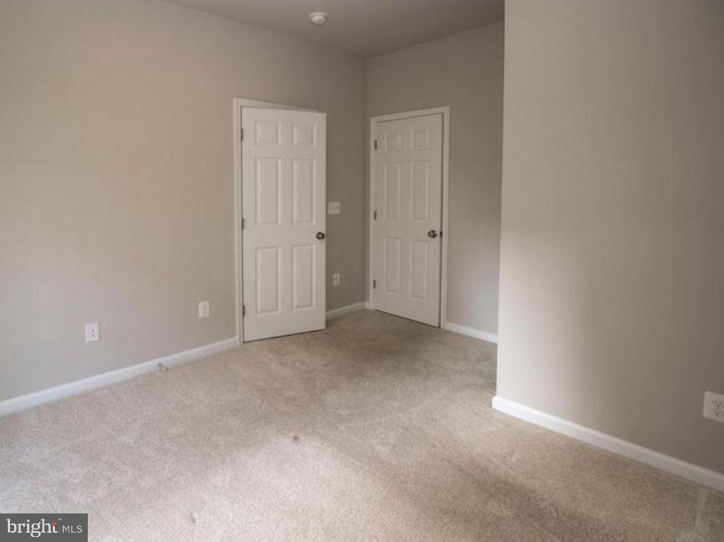 VILLAGE AT WOODSTREAM - Residential Lease