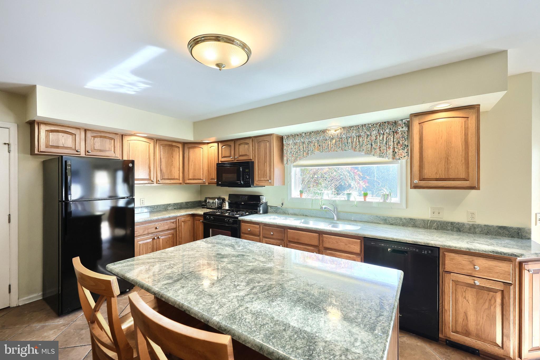 WEST MANCHESTER TWP - Residential