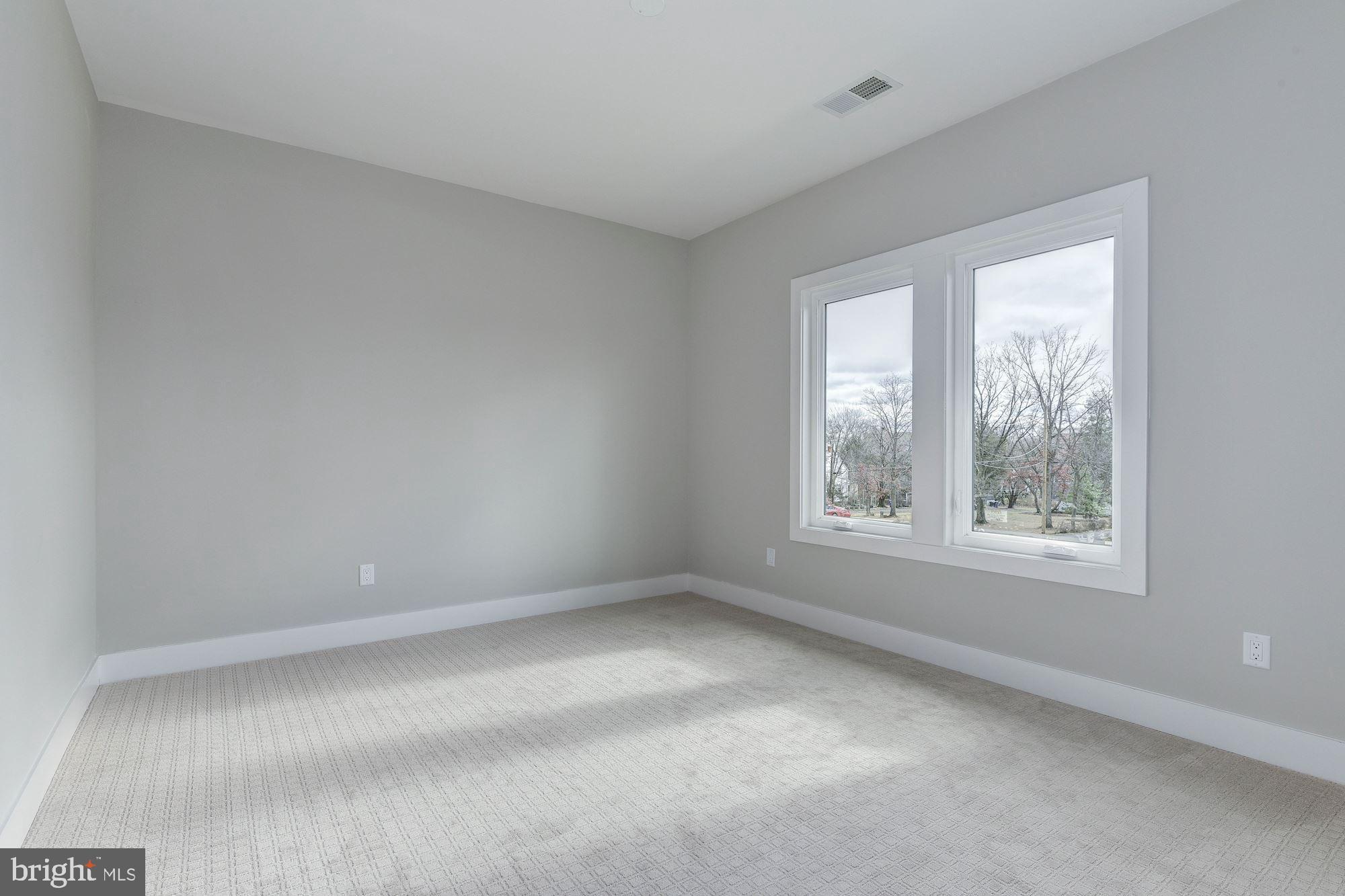 BARCROFT - Residential Lease