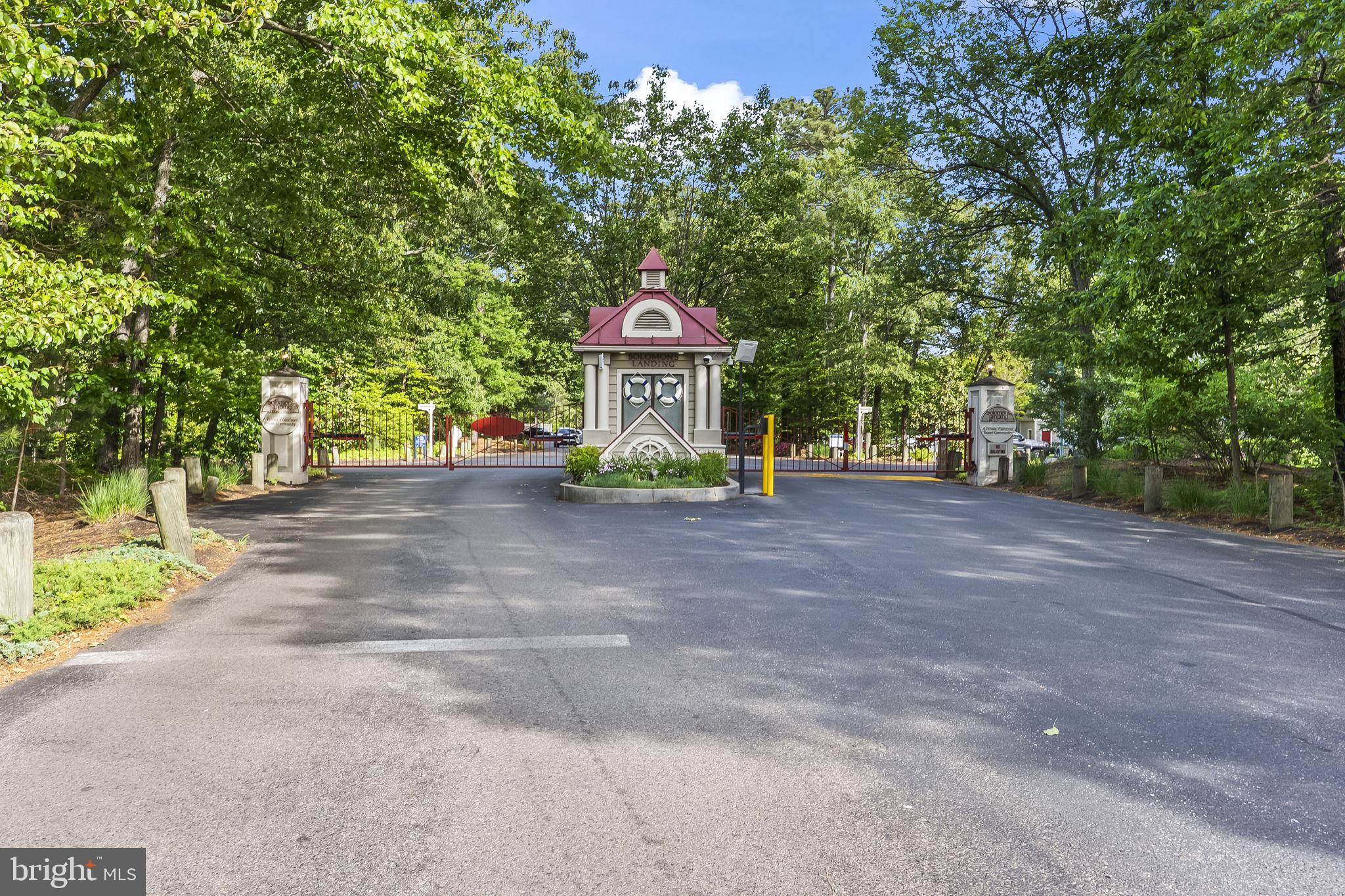 SOLOMONS LANDING - Residential