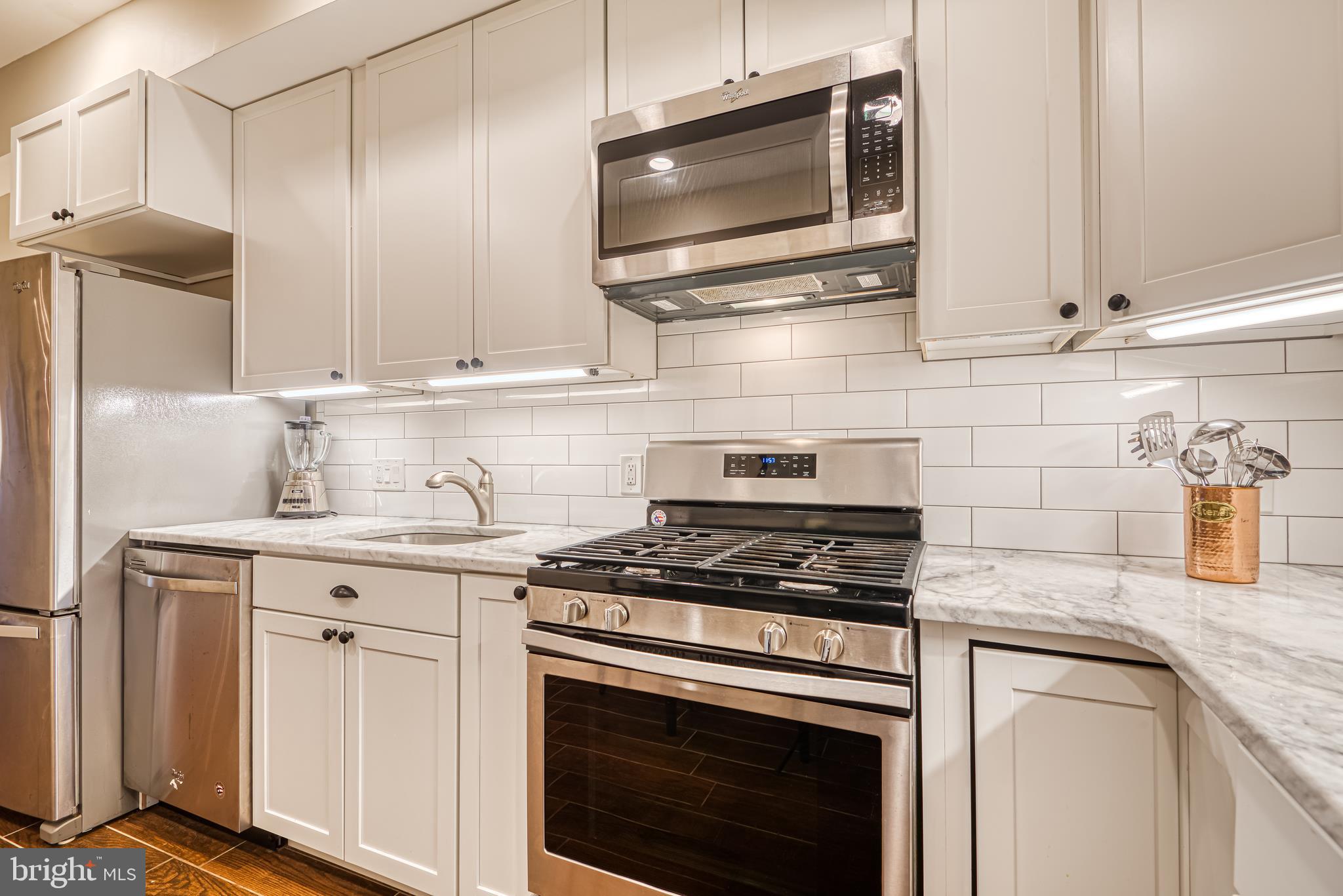 FEDERAL HILL HISTORIC DISTRICT - Residential Lease