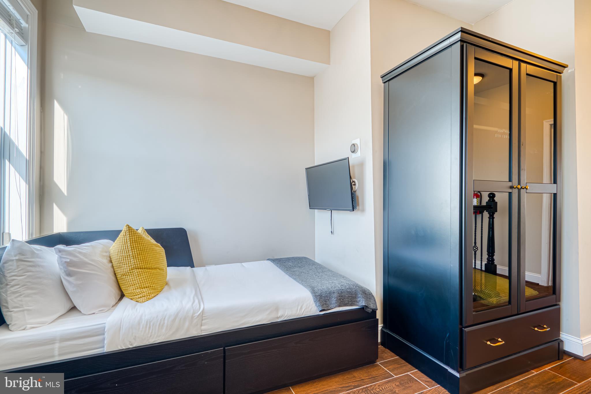 FEDERAL HILL HISTORIC DISTRICT - Residential Lease