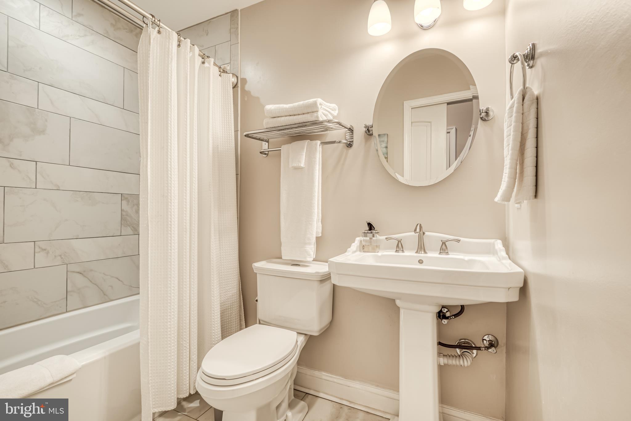 FEDERAL HILL HISTORIC DISTRICT - Residential Lease