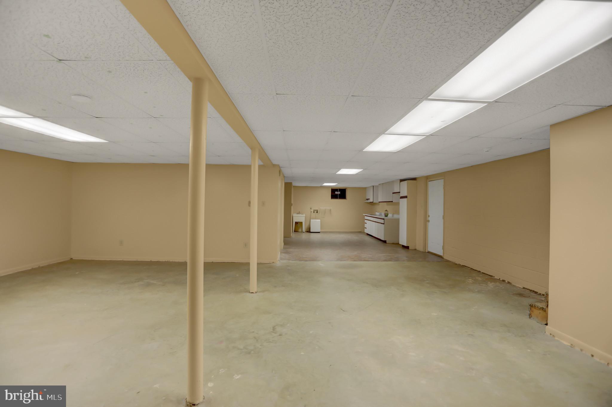 BEAVERBROOK - Residential