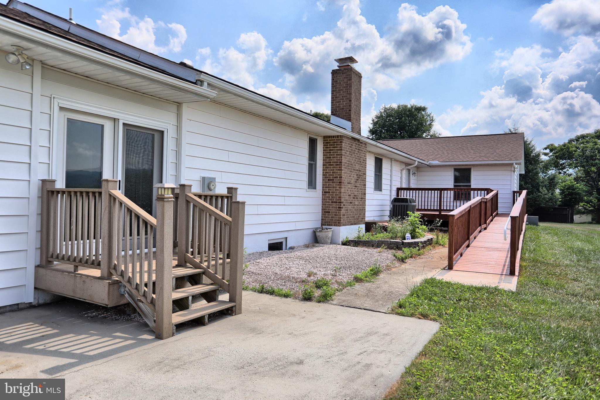 BEAVERBROOK - Residential