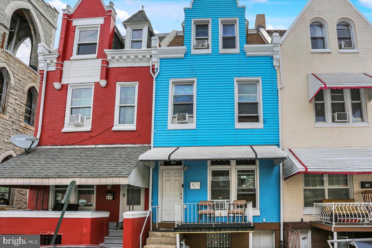 943 N 10TH STREET