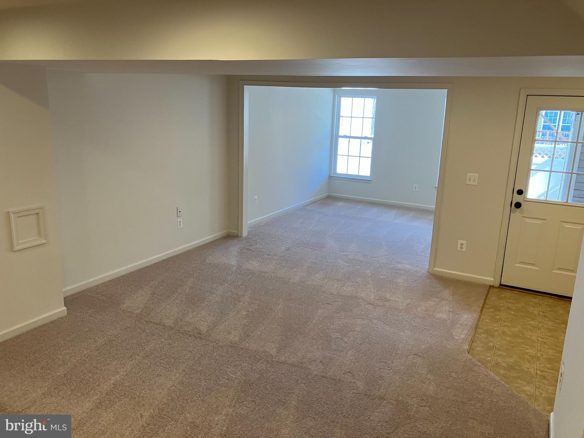 LAKELAND PLACE - Residential