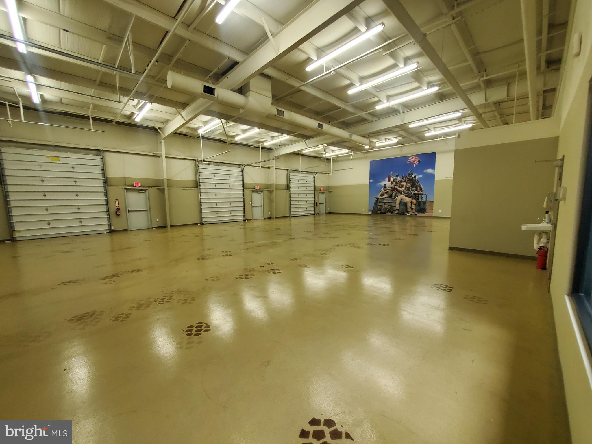 OAK HILL BUSINESS CENTER - Commercial Sale