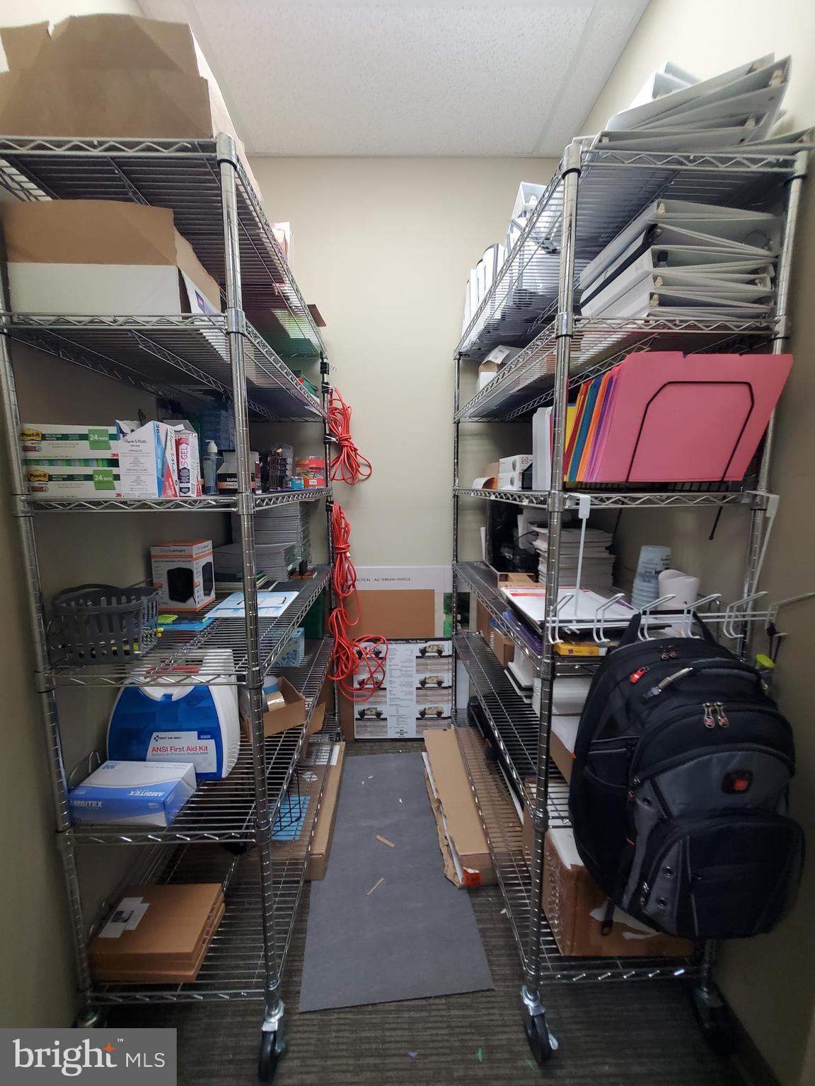 OAK HILL BUSINESS CENTER - Commercial Sale