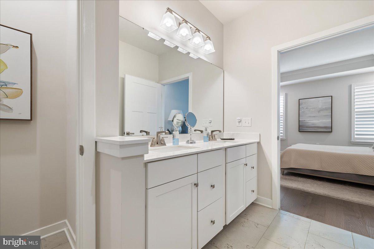 YARDLEY WOODS - Residential