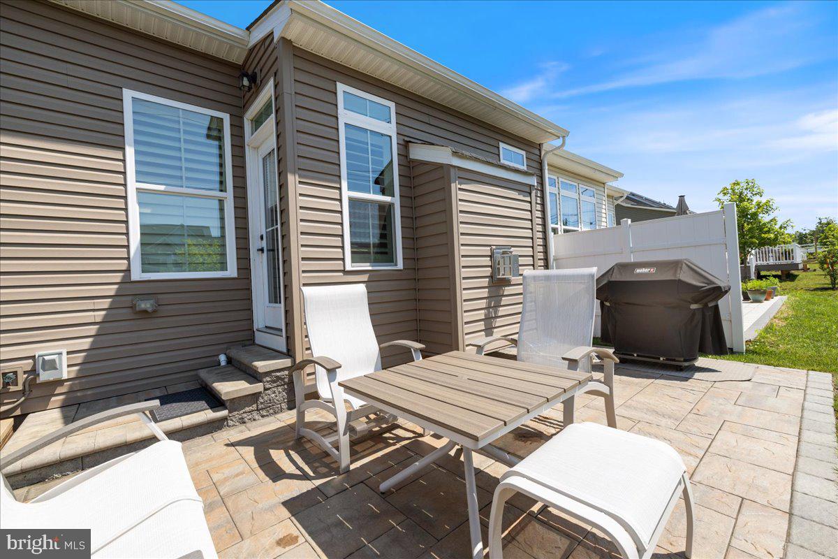 YARDLEY WOODS - Residential