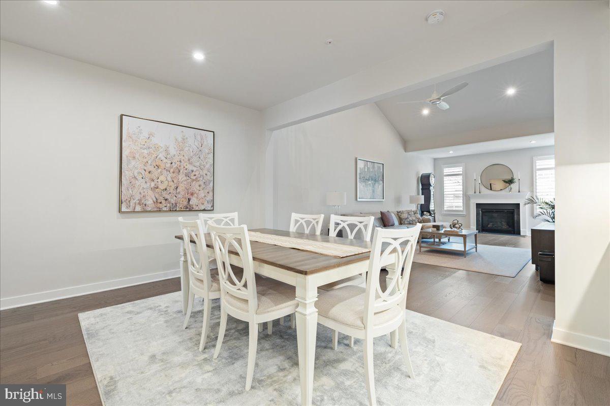 YARDLEY WOODS - Residential