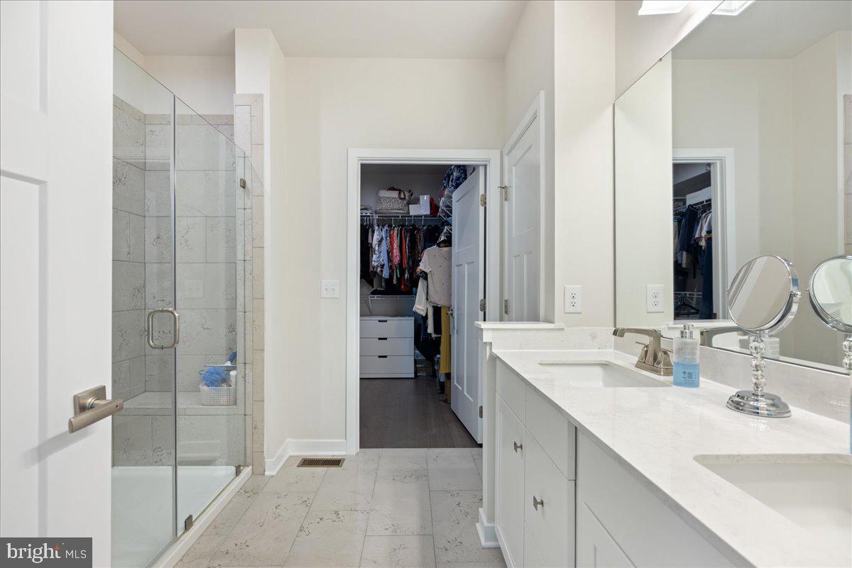 YARDLEY WOODS - Residential