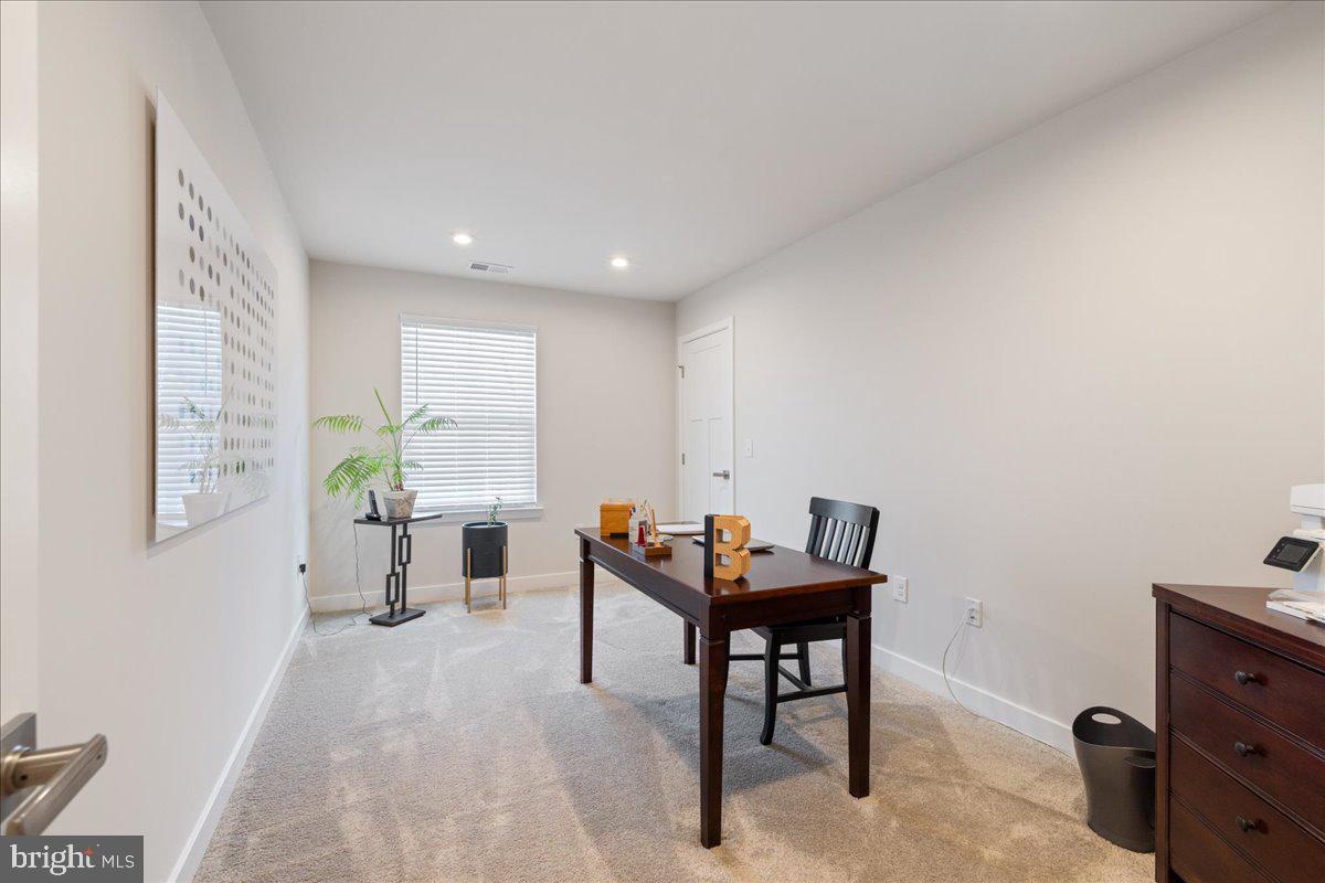 YARDLEY WOODS - Residential