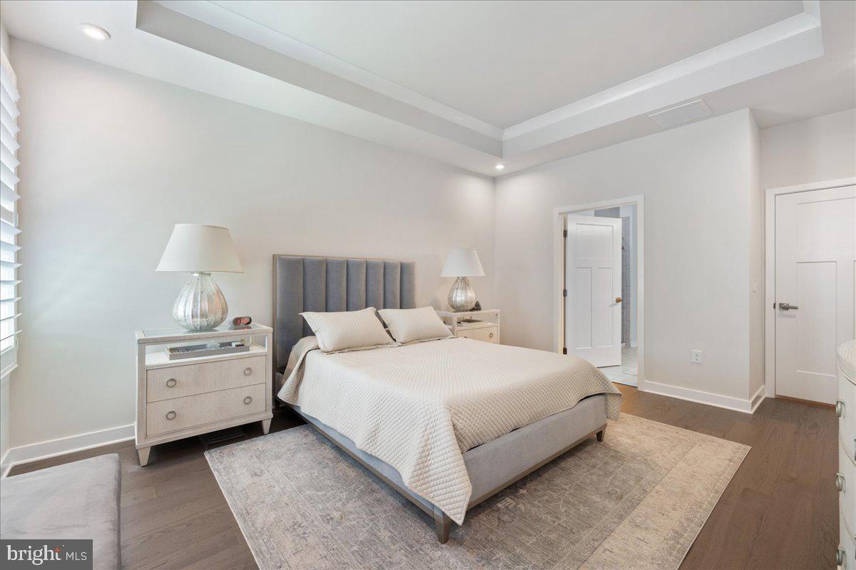 YARDLEY WOODS - Residential