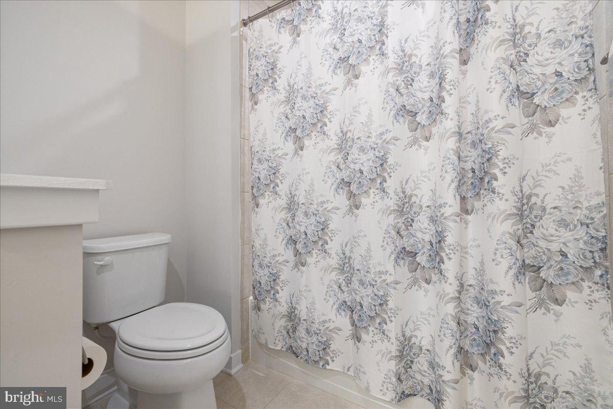 YARDLEY WOODS - Residential