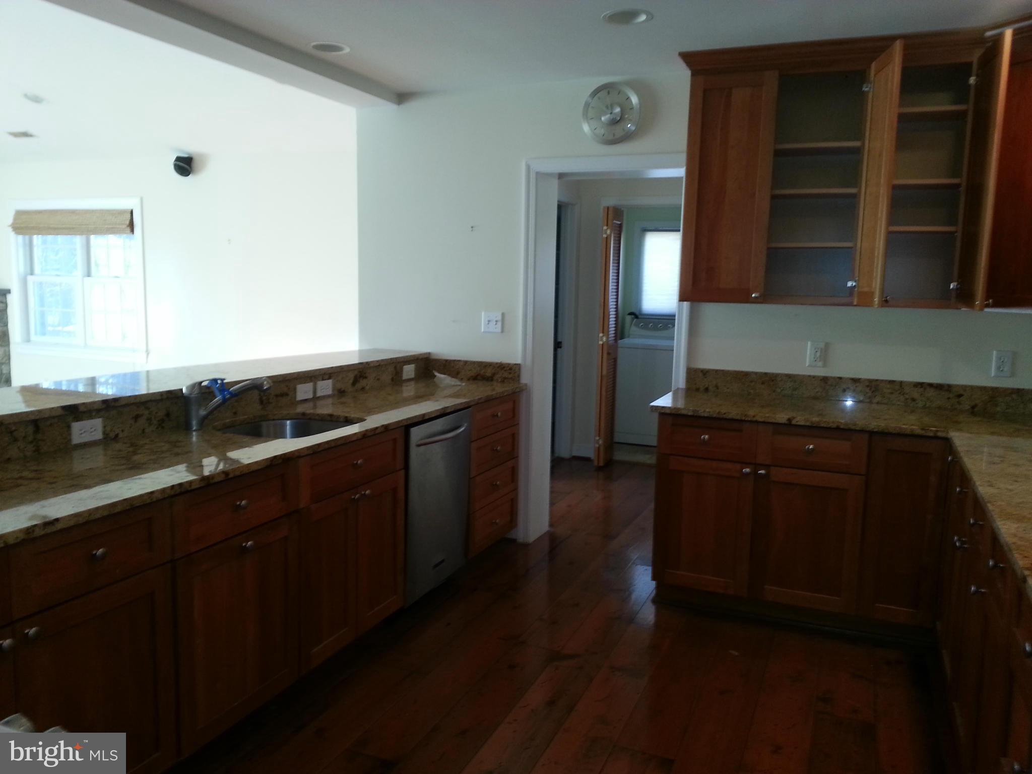 MANOR PARK - Residential