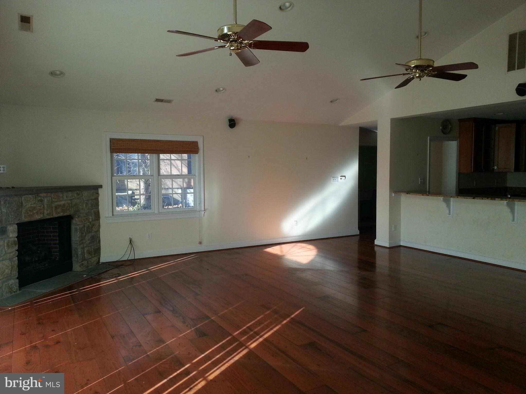 MANOR PARK - Residential