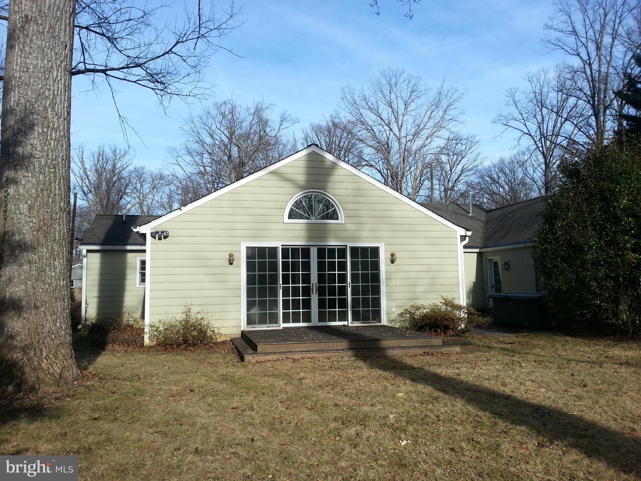 MANOR PARK - Residential