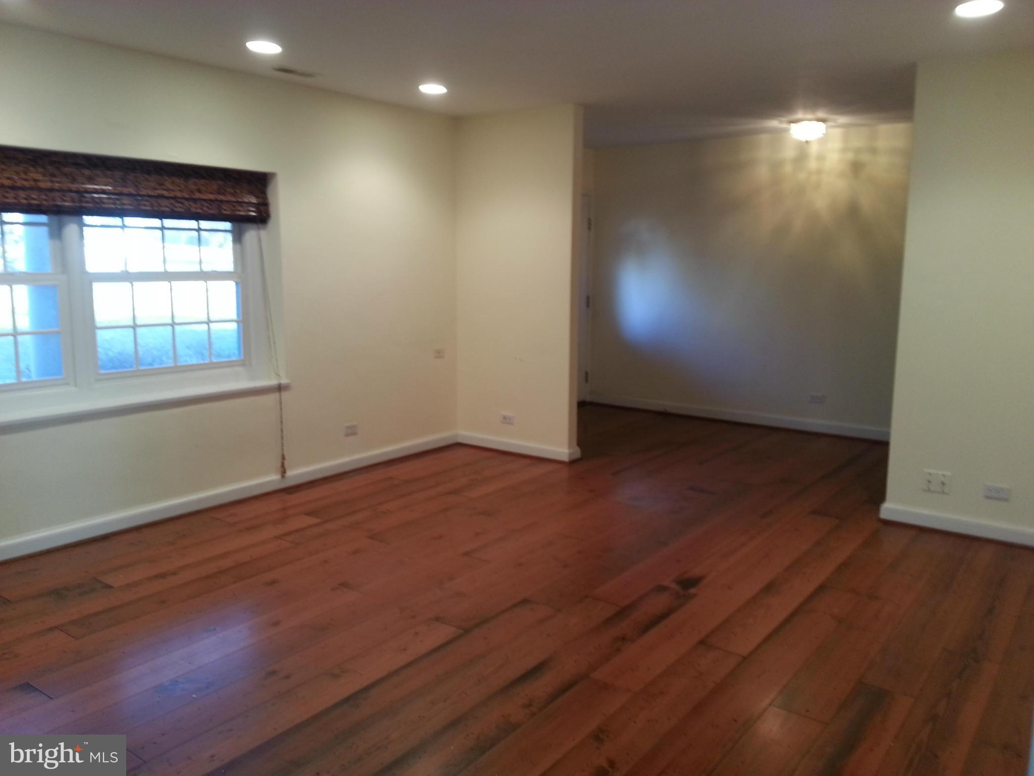 MANOR PARK - Residential