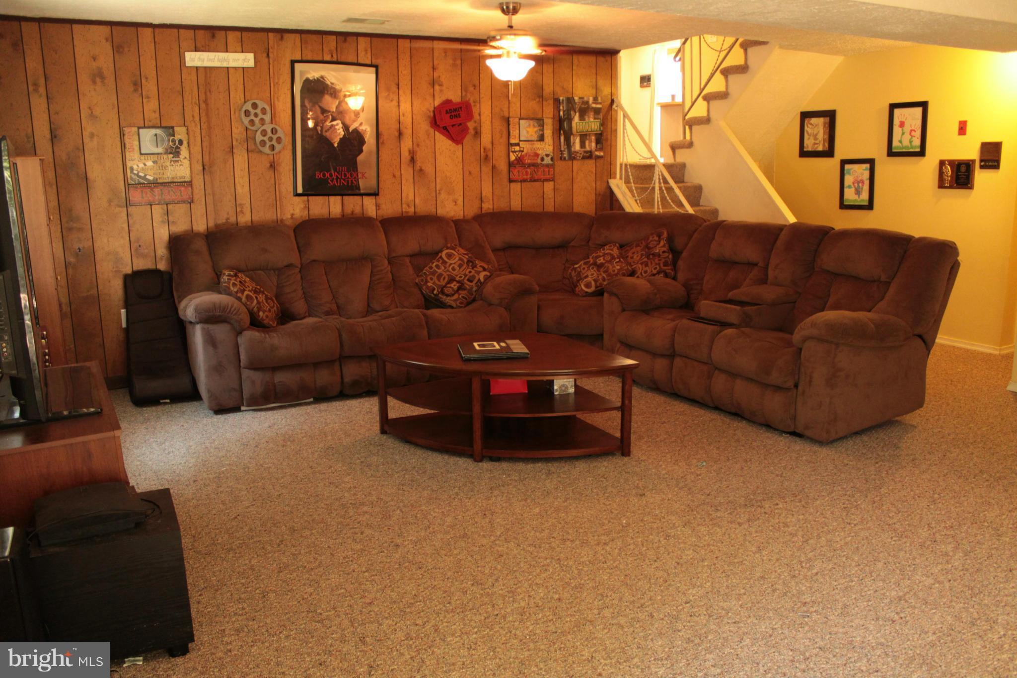 INDIAN CREEK ESTATES - Residential