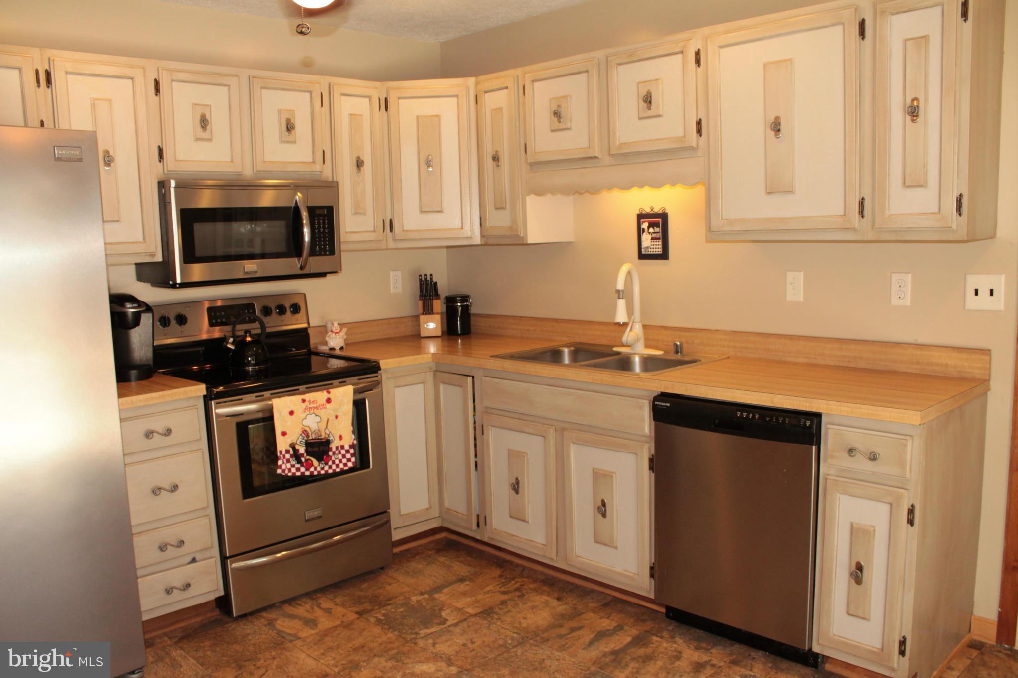 INDIAN CREEK ESTATES - Residential