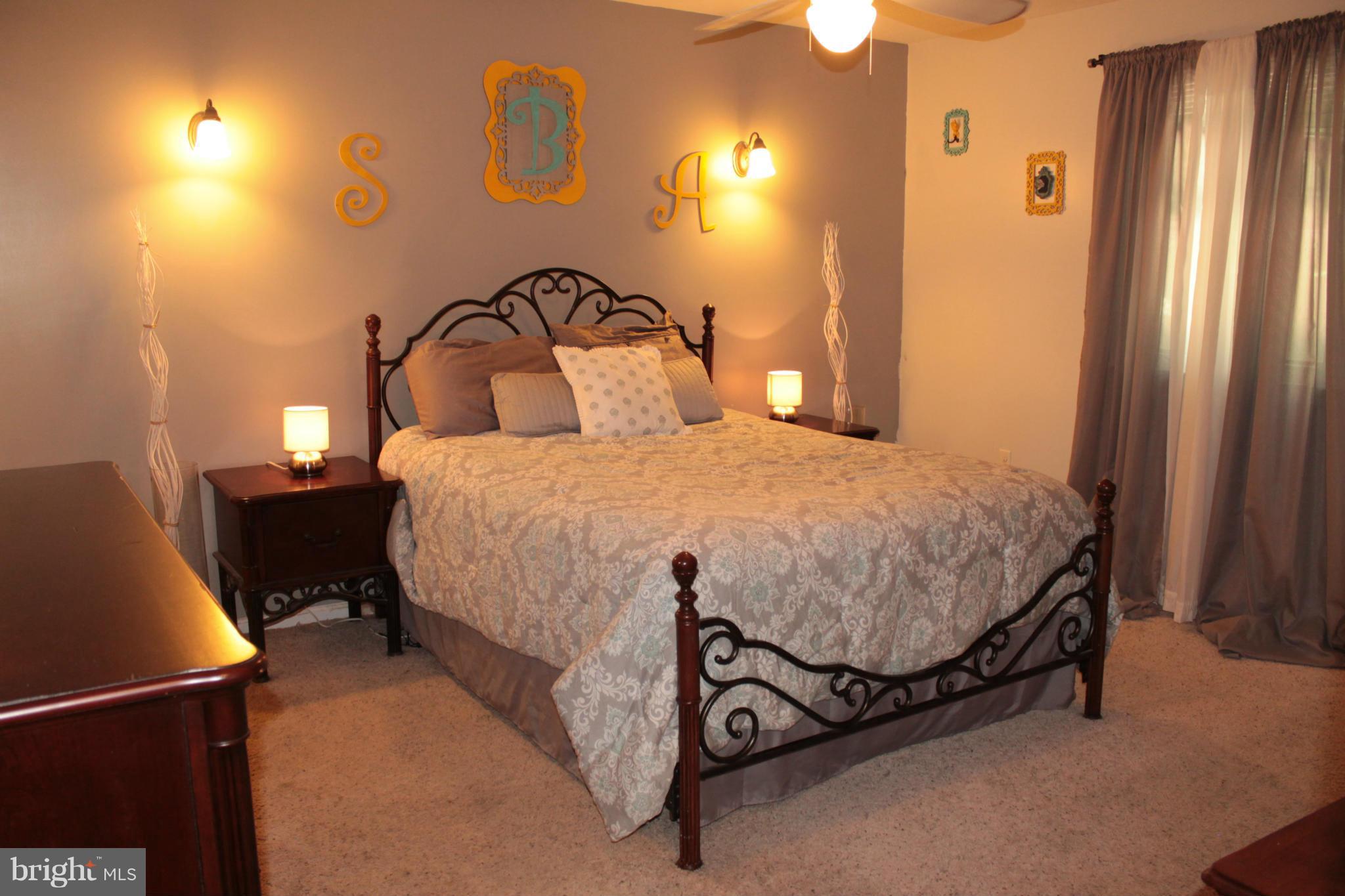 INDIAN CREEK ESTATES - Residential