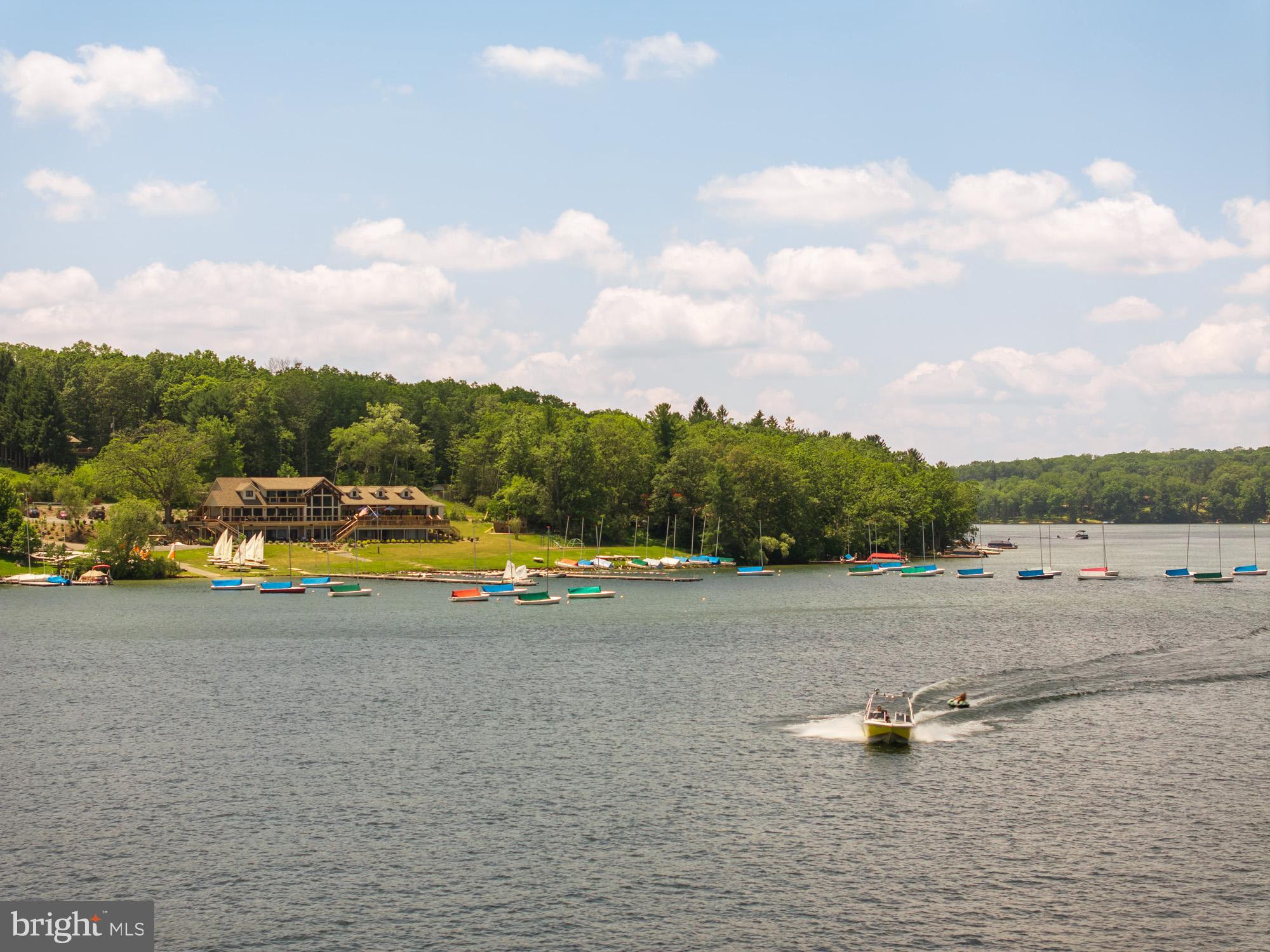 TURKEY NECK - Residential