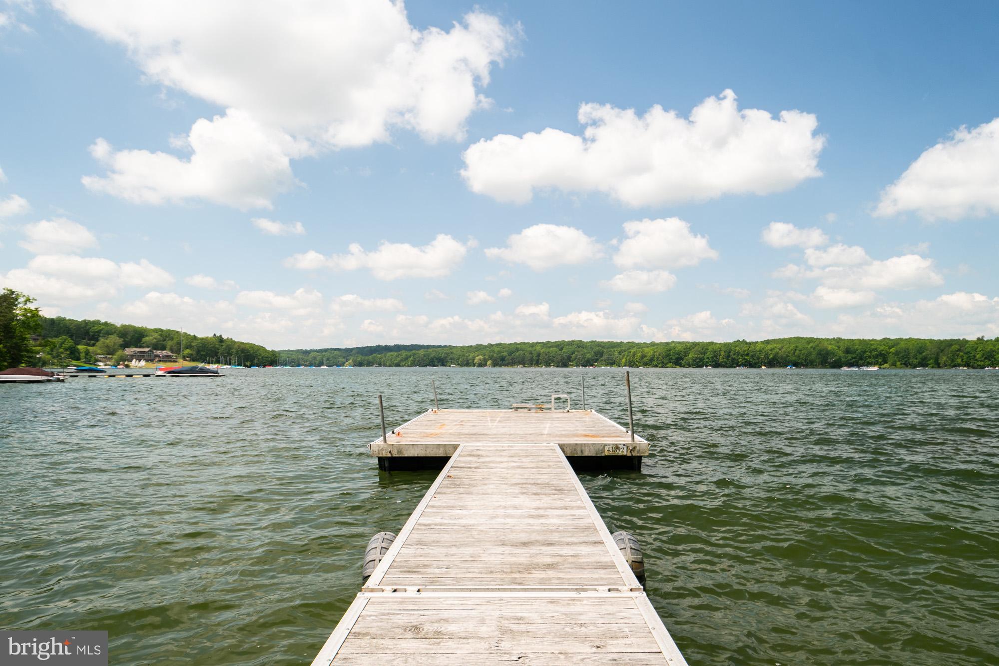 TURKEY NECK - Residential