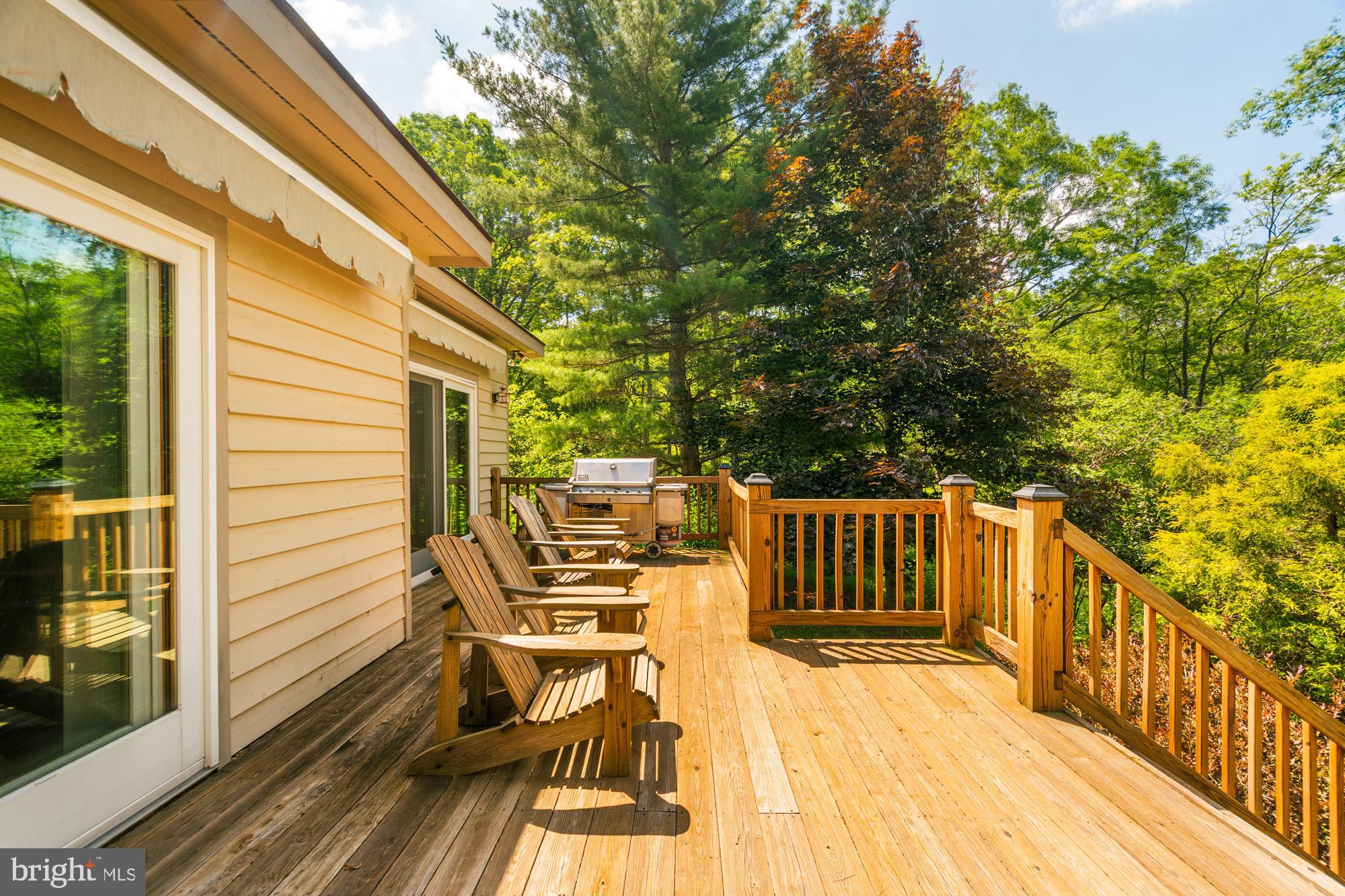 TURKEY NECK - Residential