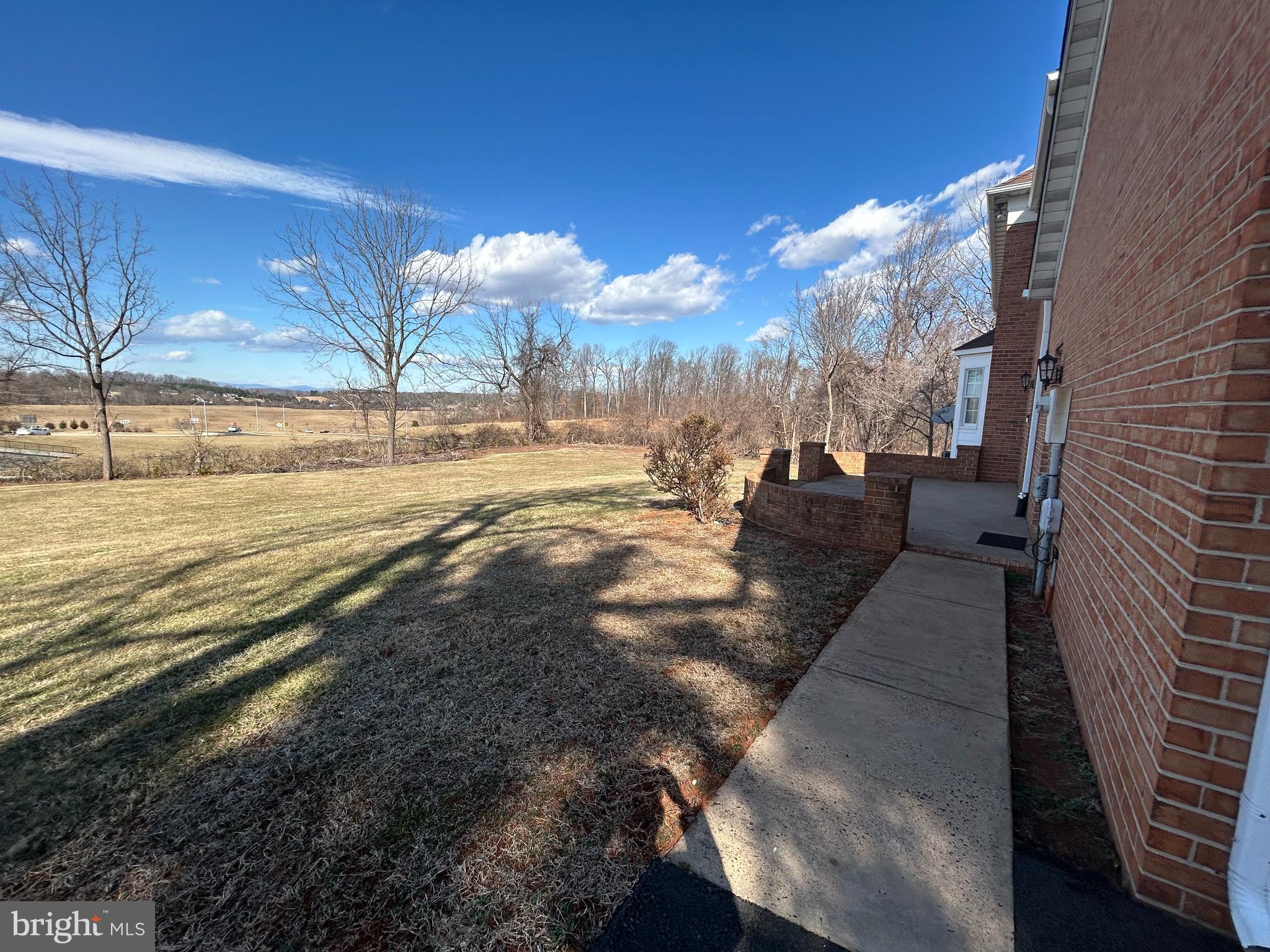 FOXLAND VILLAGE - Residential