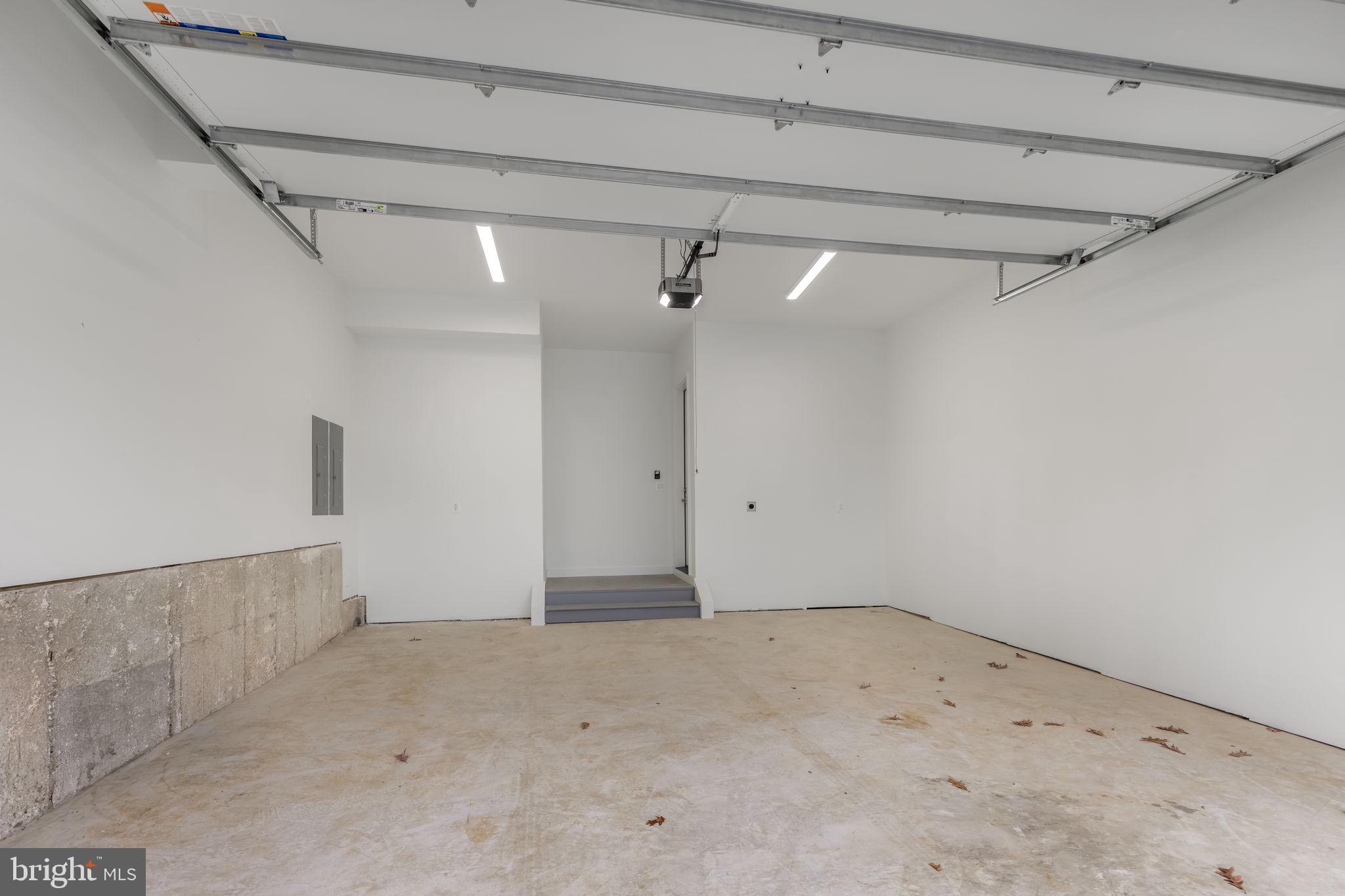 ASHTON HEIGHTS - Residential