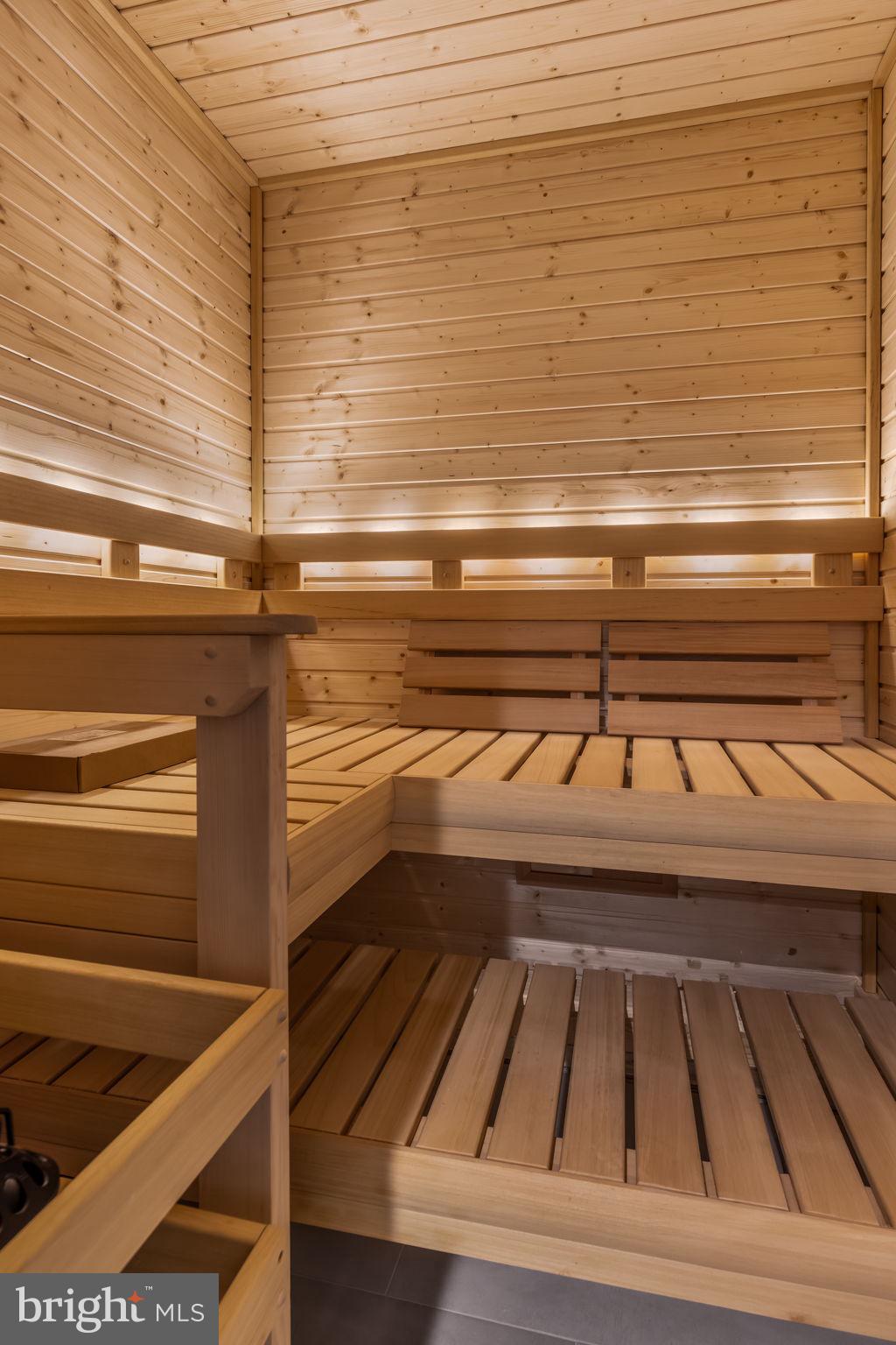 ASHTON HEIGHTS - Residential