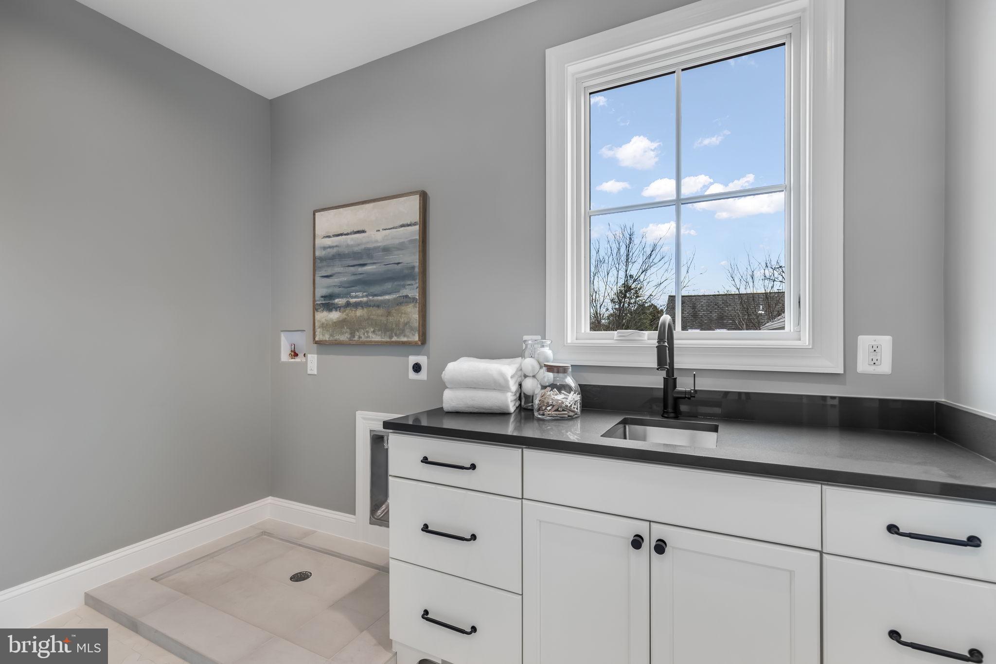 ASHTON HEIGHTS - Residential