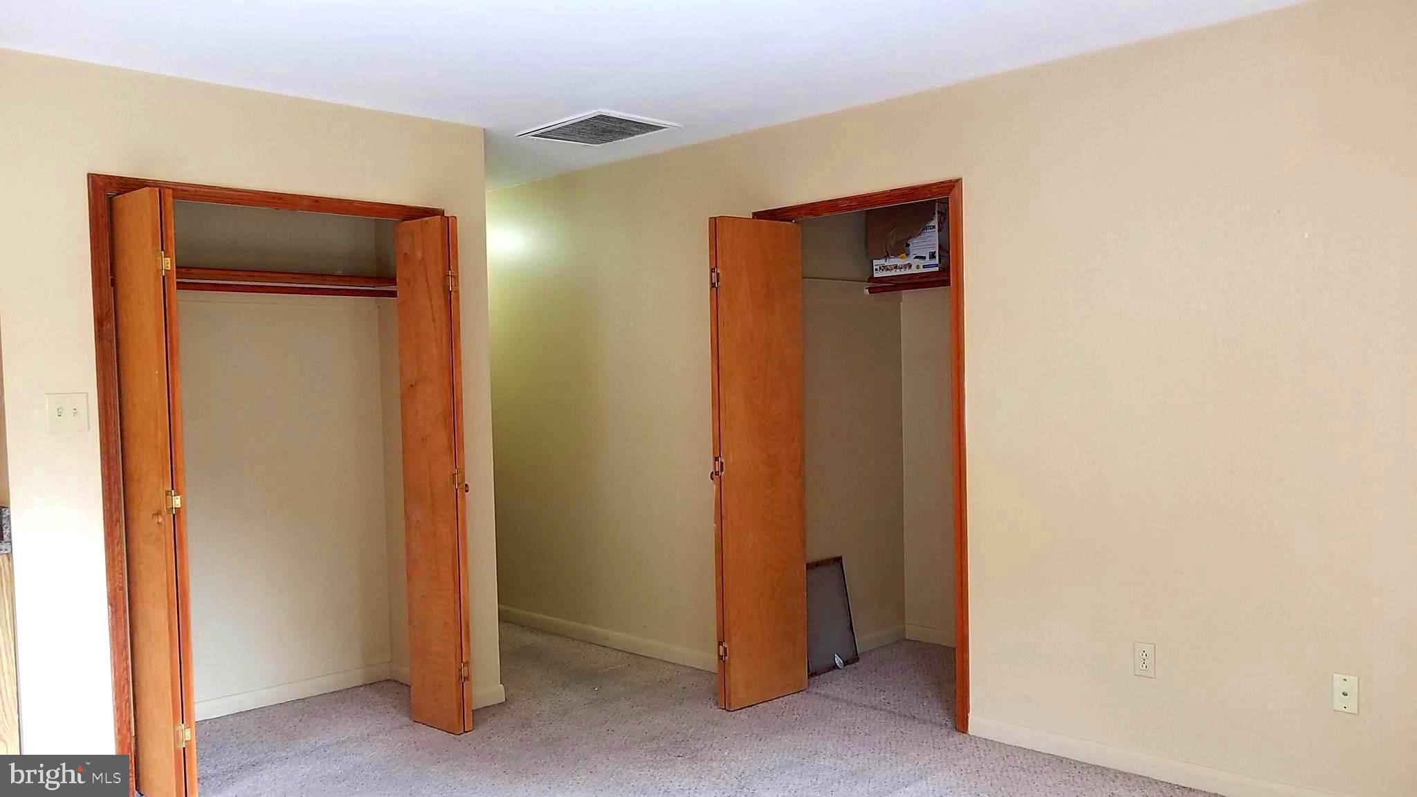 BERKELEY SPRINGS CORPORATION - Residential Lease