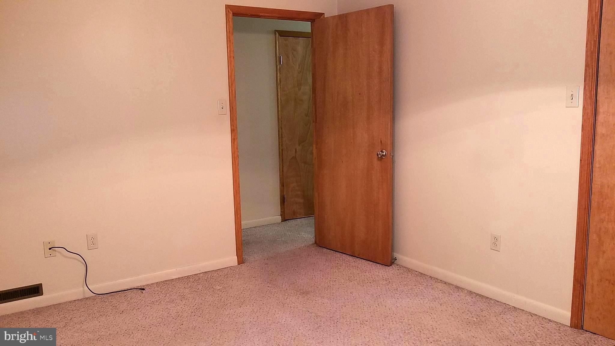 BERKELEY SPRINGS CORPORATION - Residential Lease