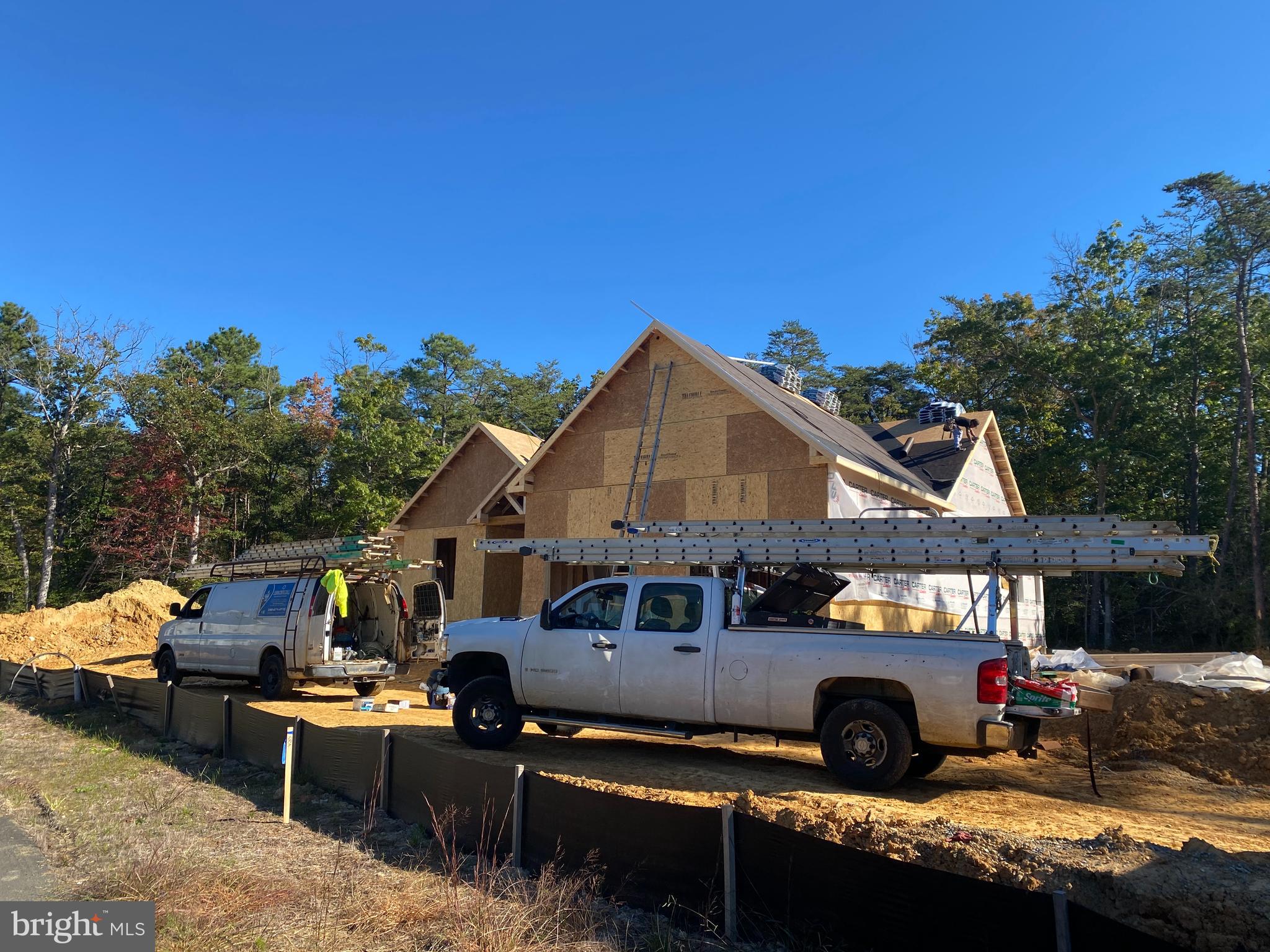 19172 PORTO BELLO LN