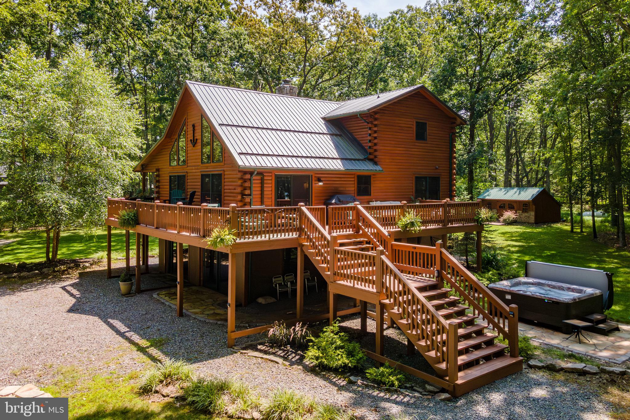 THOUSAND ACRES - Residential