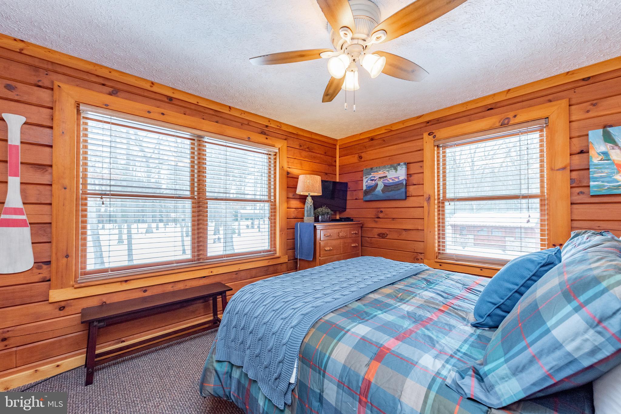 THOUSAND ACRES - Residential