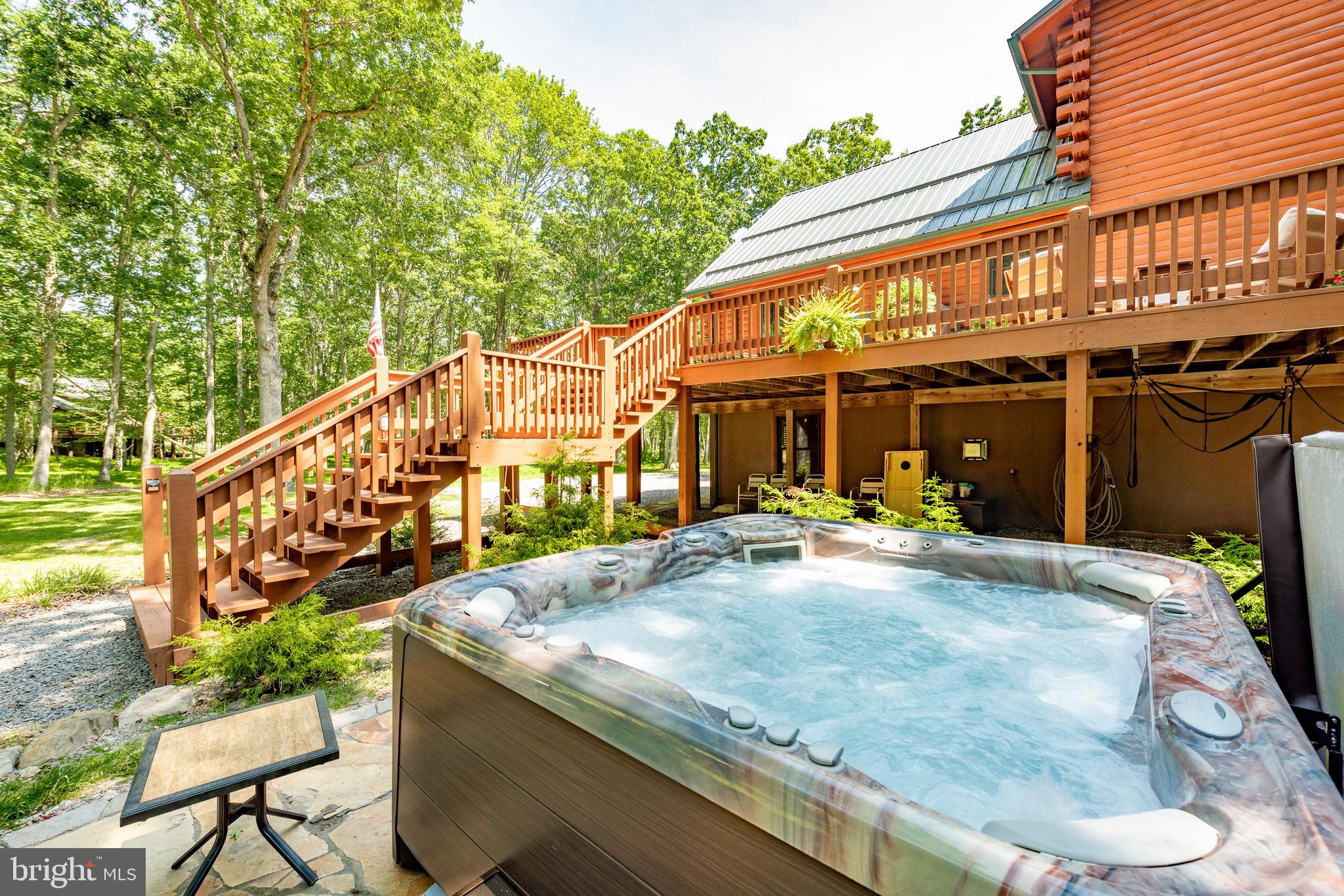 THOUSAND ACRES - Residential