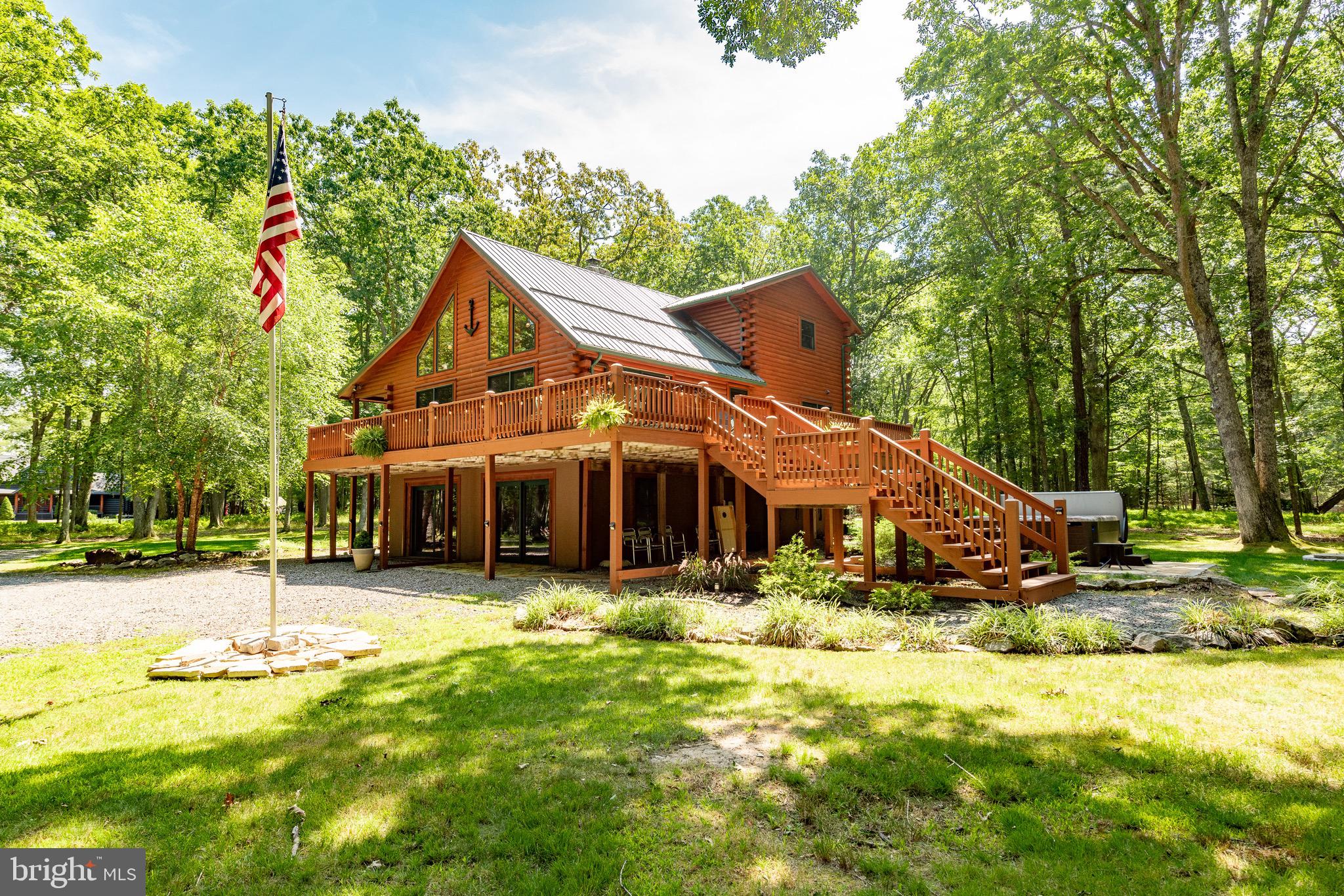 THOUSAND ACRES - Residential